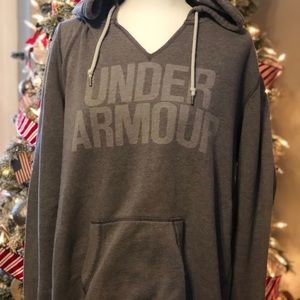 XXL Women’s Under Armour Hoodie